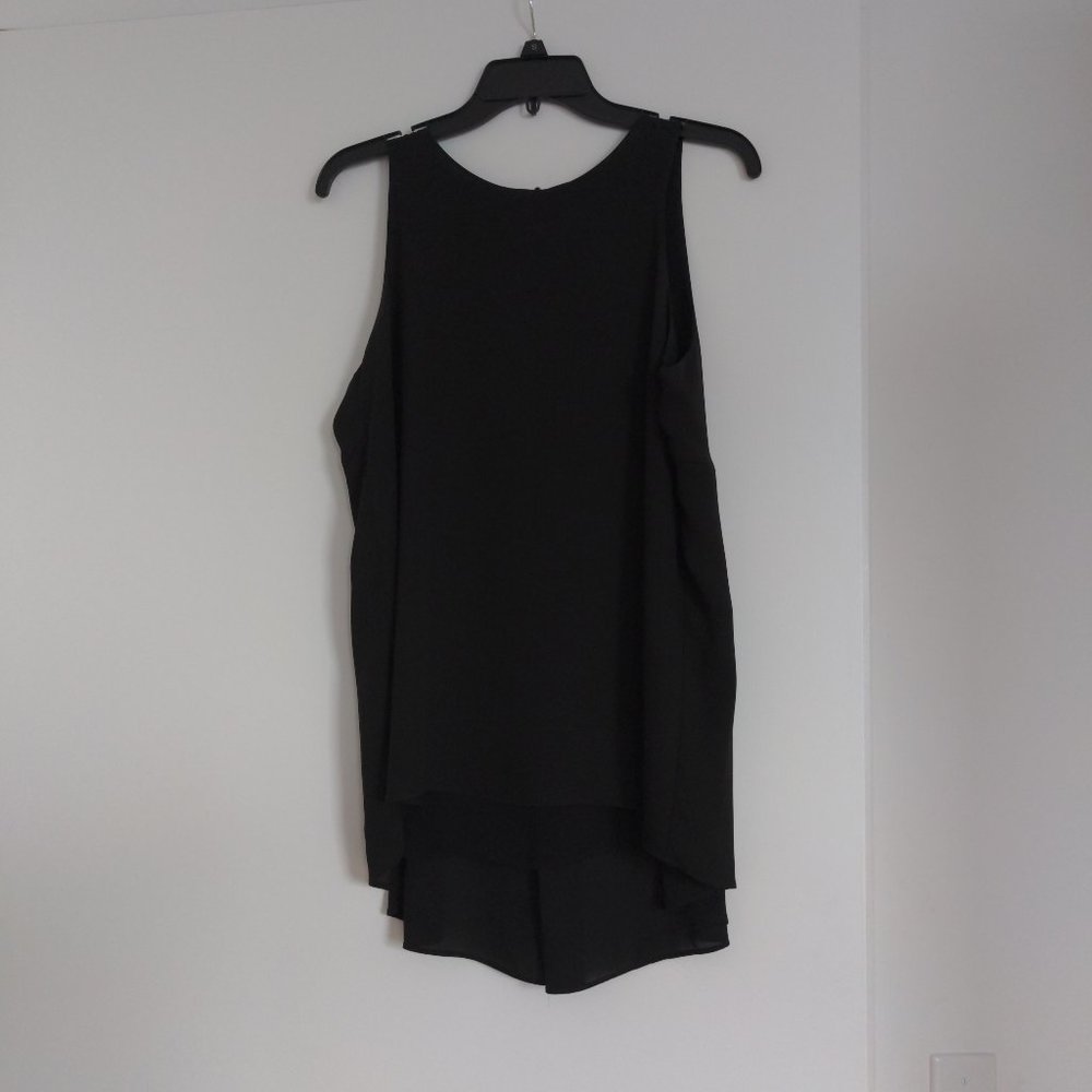 Vince Camuto Pleated Back Chiffon Tank Top - Size Small